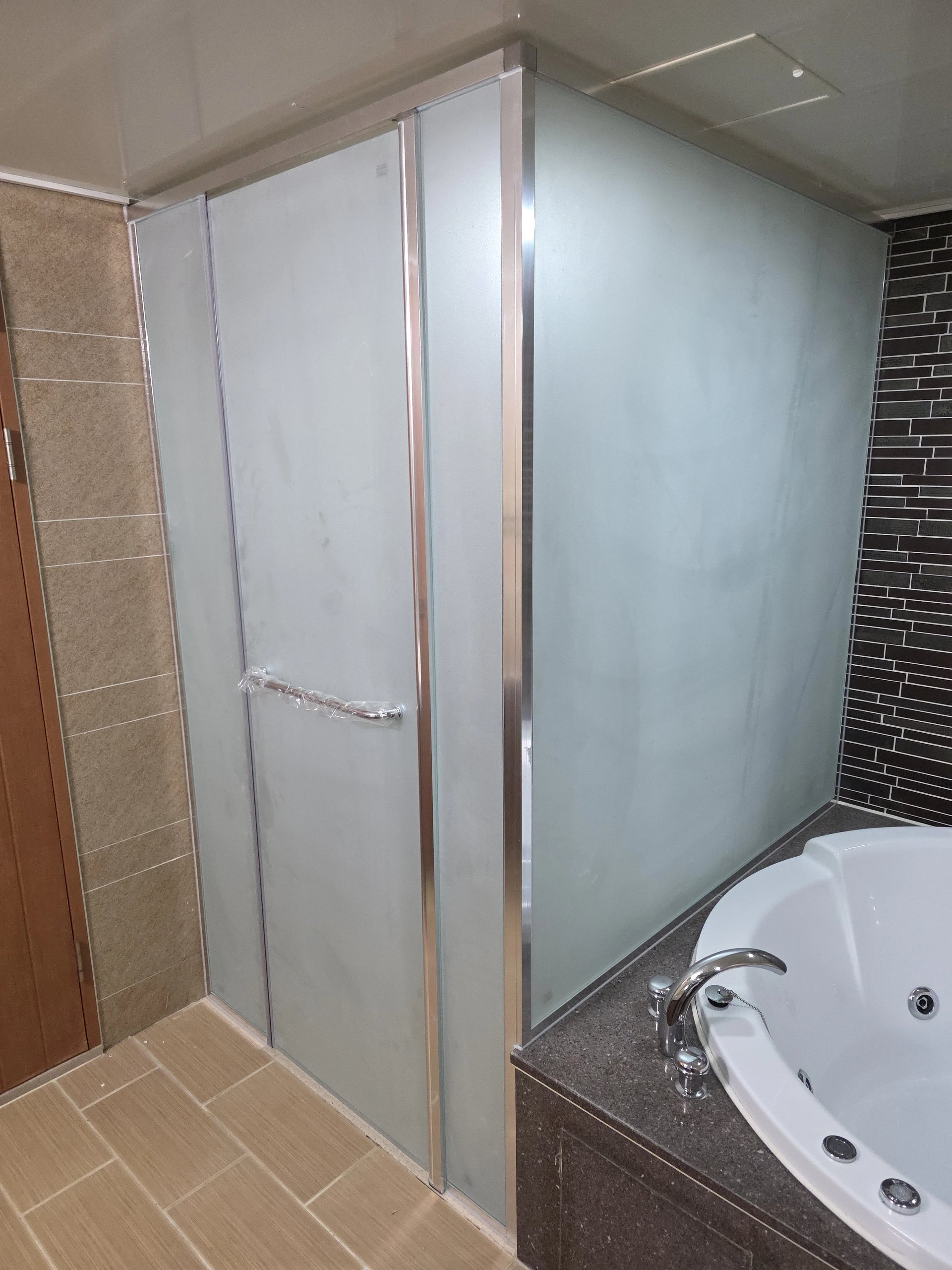 수원 샤워부스청소 후 shower-14-20260305_100653_019